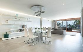 Grand Terrace Apartment In Puerto De Alcudia